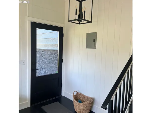 $625,000 | 27256 Clear Lake Road, Eugene, OR 97402