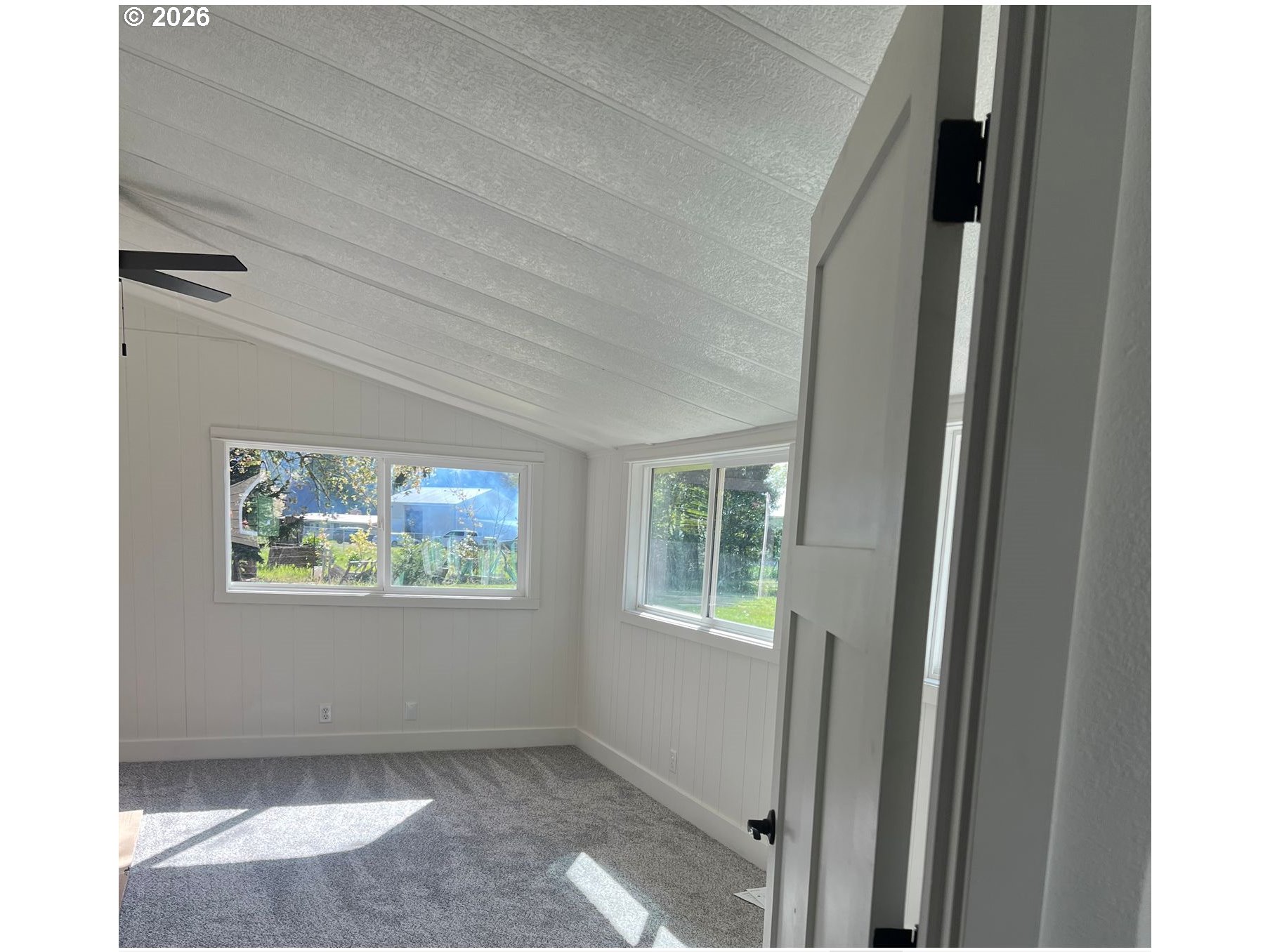27256 Clear Lake Road Eugene, OR 97402 - Photo 4 of 21
