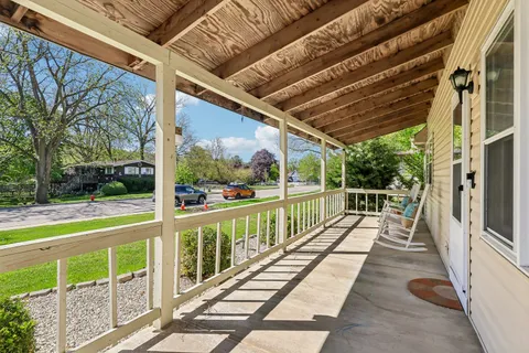 $525,000 | 1320 North Harrison Street, Algonquin, IL 60102