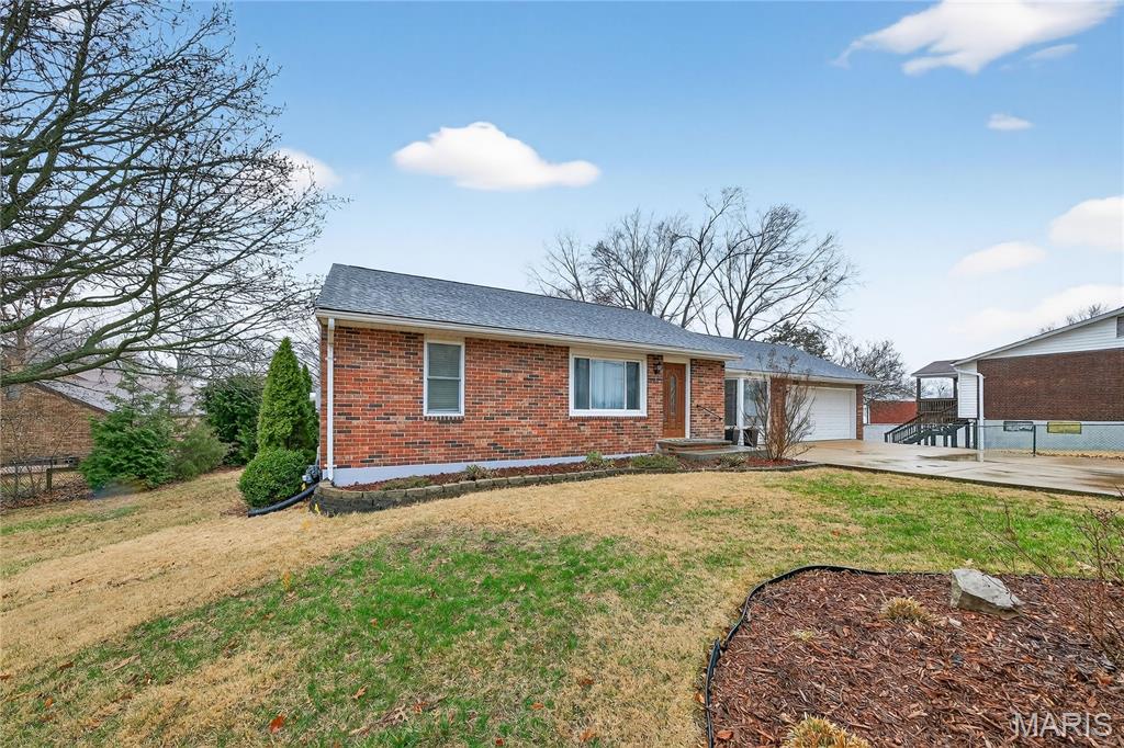 4632 Ringer Road St. Louis, MO 63129 - Photo 4 of 29 Gallery Image 4