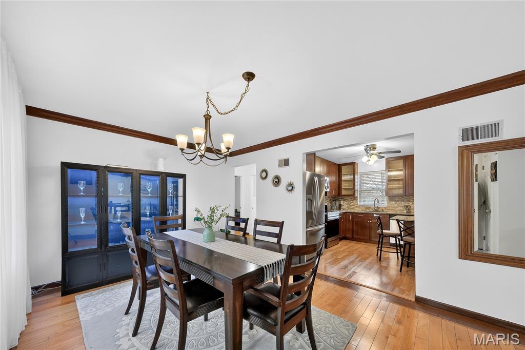 4632 Ringer Road St. Louis, MO 63129 - Photo 5 of 29 Gallery Image 5