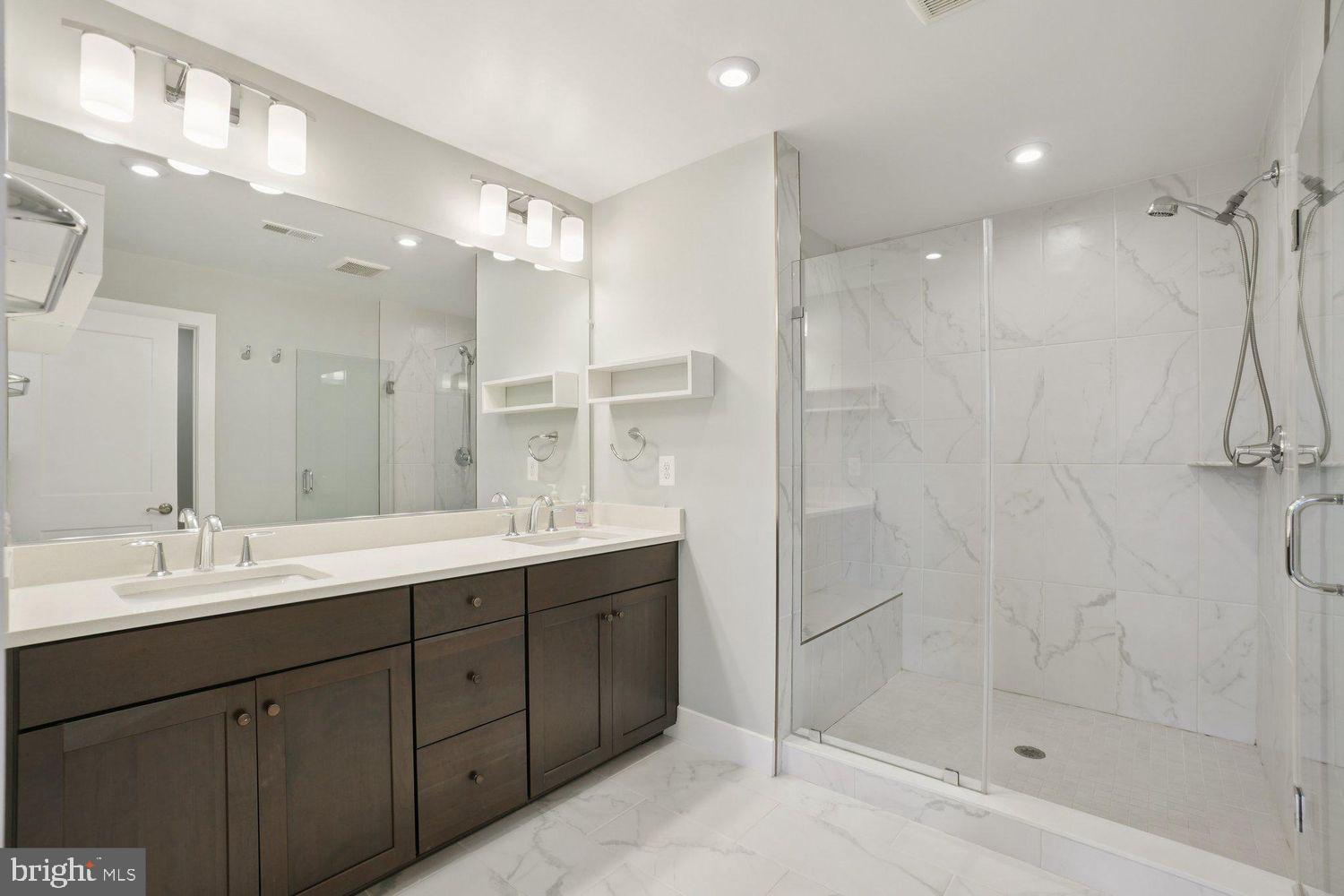 1641 Bandit Loop Reston, VA 20190 - Photo 15 of 48