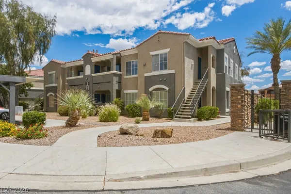 $1,399 | 10245 South Maryland Parkway, Unit 201, Las Vegas, NV 89183
