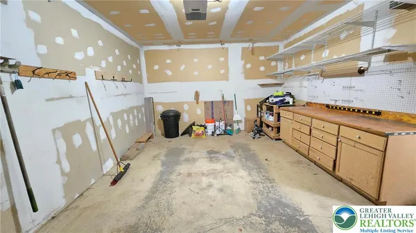 $335,000 | 18 Jazz Circle, Whitehall, PA 18052