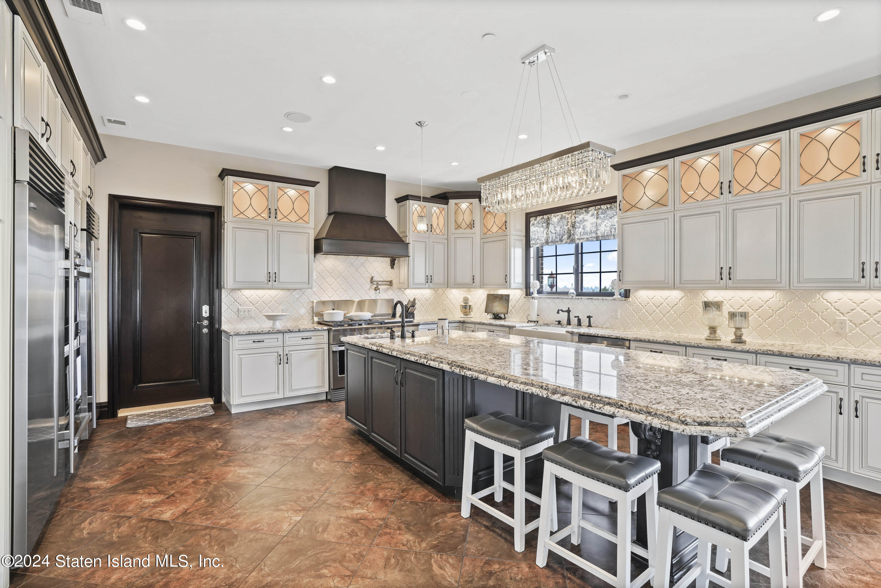 68 Signal Hill Road Staten Island, NY 10301 - Photo 14 of 65 Kitchen