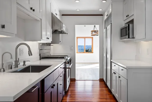 $2,200,000 | 260 Amber Drive, San Francisco, CA 94131