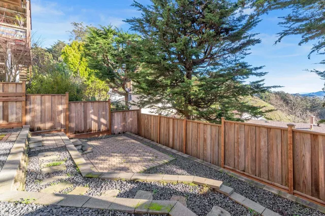 $2,200,000 | 260 Amber Drive, San Francisco, CA 94131