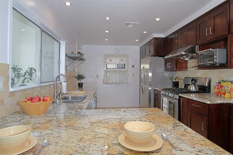 1027 West Roses Road San Gabriel, CA 91775 - Photo 6 of 19 Additional Photo