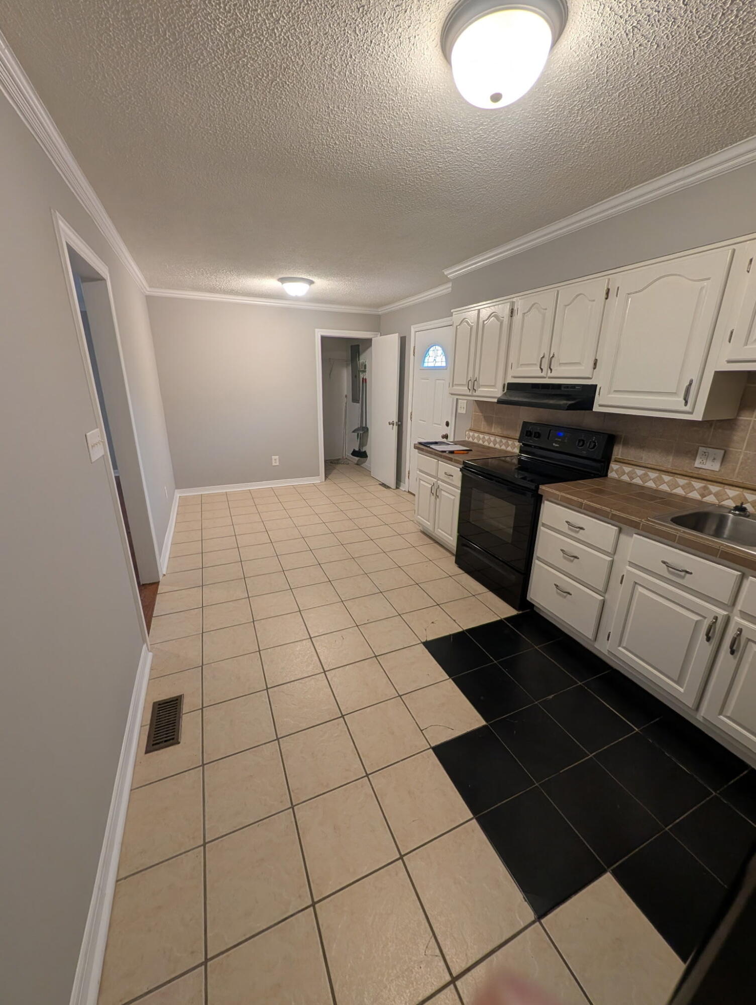 4063 Old Salem Road London, KY 40741 - Photo 23 of 38 3975