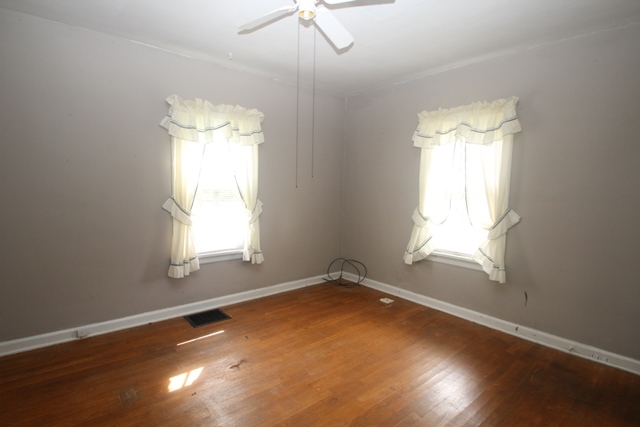 707 South Umbarger Road Muncie, IN 47304 - Photo 12 of 20 Gallery Image 12