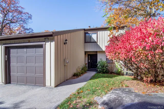 $900,000 | 372 Birch Lane, Irvington, NY 10533