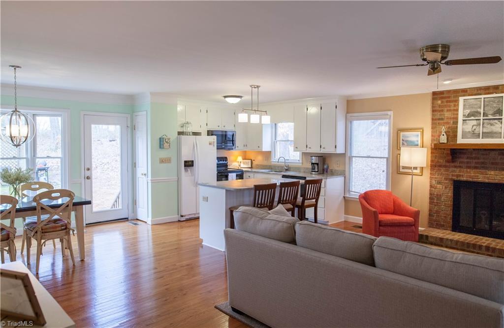4313 Filmore Road Greensboro, NC 27409 - Photo 8 of 30 Gallery Image 8