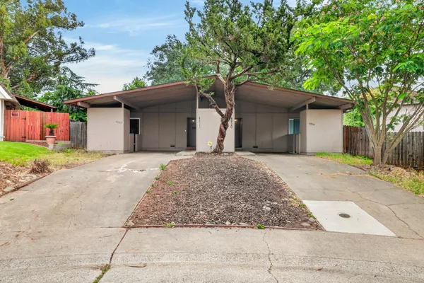 $550,000 | 4920 Douvan Court, Carmichael, CA 95608