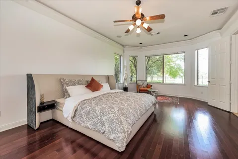 $1,600,000 | 11415 Legend Manor Drive, Houston, TX 77082