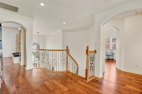 $1,600,000 | 11415 Legend Manor Drive, Houston, TX 77082