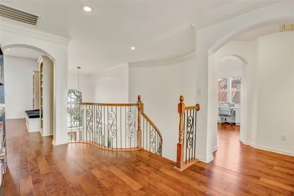 $1,600,000 | 11415 Legend Manor Drive, Houston, TX 77082