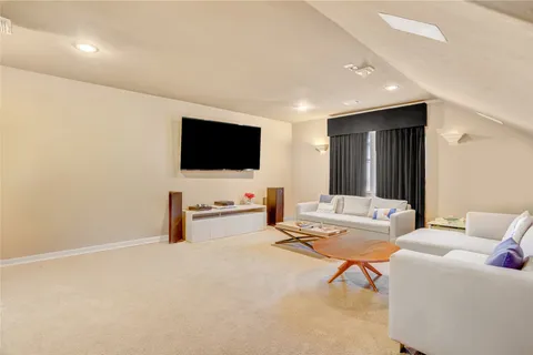 $1,600,000 | 11415 Legend Manor Drive, Houston, TX 77082