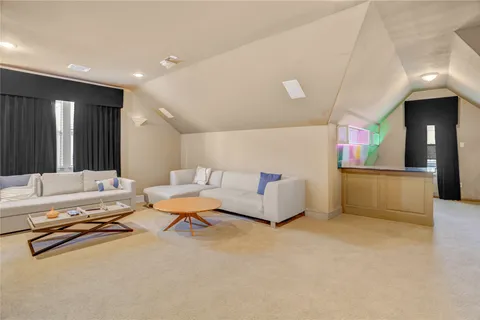 $1,600,000 | 11415 Legend Manor Drive, Houston, TX 77082