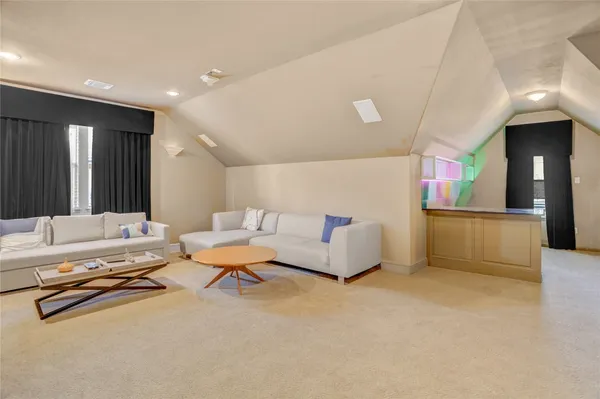 $1,600,000 | 11415 Legend Manor Drive, Houston, TX 77082