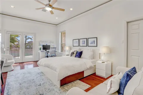 $1,600,000 | 11415 Legend Manor Drive, Houston, TX 77082