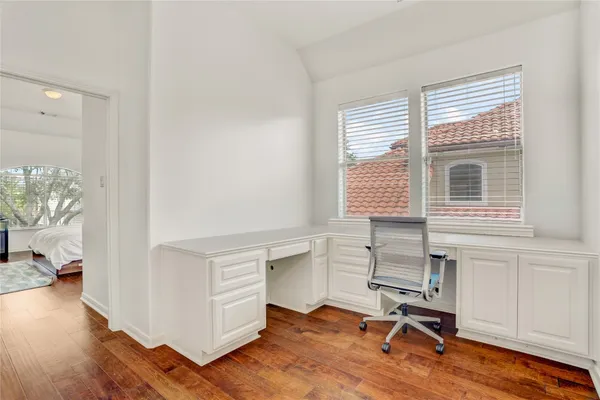 $1,600,000 | 11415 Legend Manor Drive, Houston, TX 77082