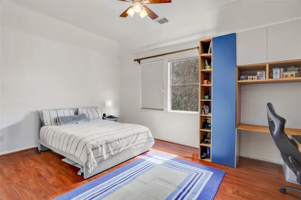 $1,600,000 | 11415 Legend Manor Drive, Houston, TX 77082