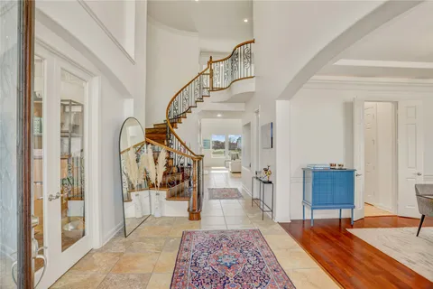 $1,600,000 | 11415 Legend Manor Drive, Houston, TX 77082