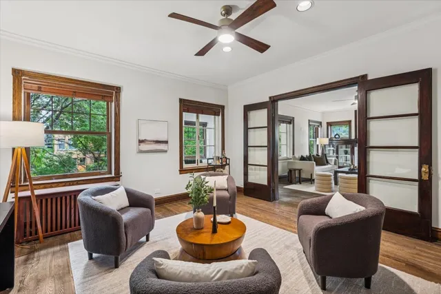 $800,000 | 4616 North Magnolia Avenue, Unit 1, Chicago, IL 60640