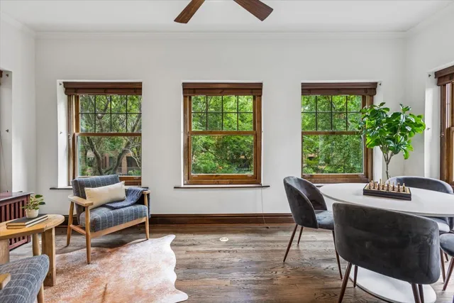 $800,000 | 4616 North Magnolia Avenue, Unit 1, Chicago, IL 60640