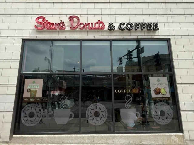 $800,000 | 4616 North Magnolia Avenue, Unit 1, Chicago, IL 60640