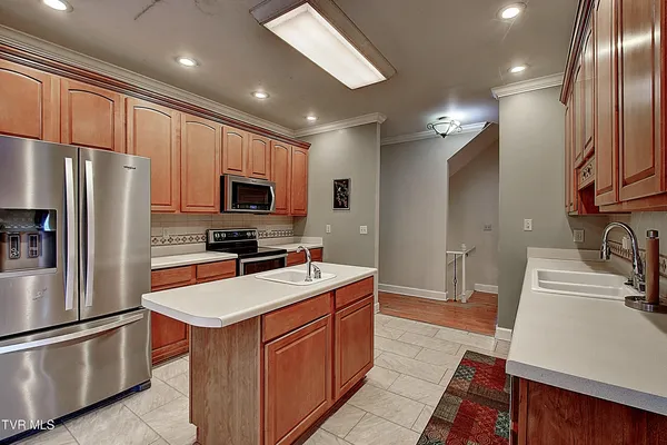 $390,000 | 1000 Quail Run, Erwin, TN 37650