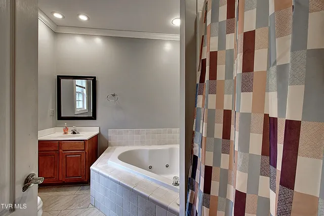 $390,000 | 1000 Quail Run, Erwin, TN 37650