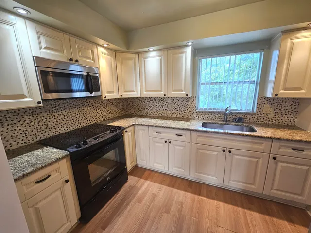 $1,450 | 3135 Shady Dell Lane, Unit 242, Melbourne, FL 32935