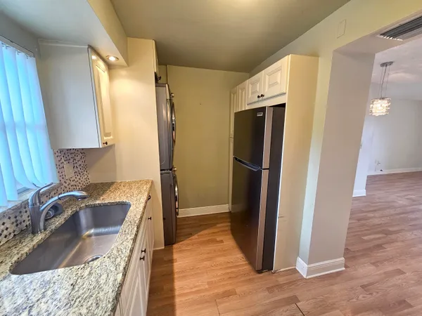 $1,400 | 3135 Shady Dell Lane, Unit 242, Melbourne, FL 32935