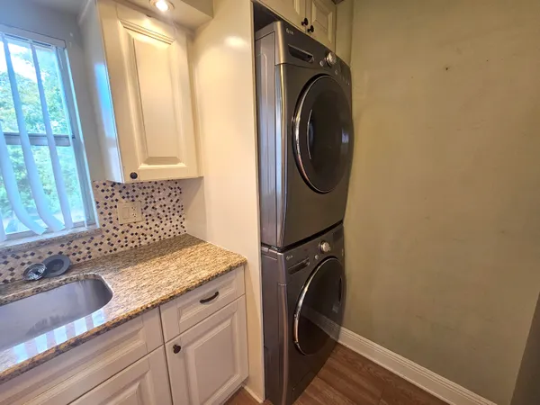 $1,400 | 3135 Shady Dell Lane, Unit 242, Melbourne, FL 32935