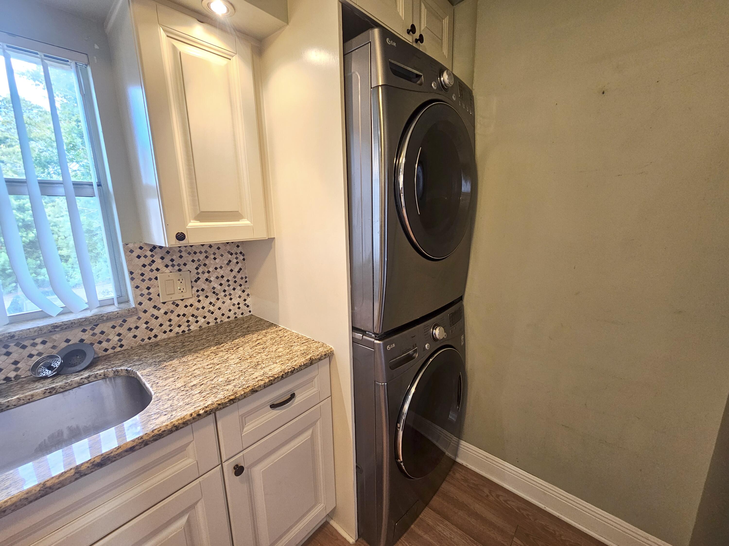 3135 Shady Dell Lane, Unit 242 Melbourne, FL 32935 - Photo 6 of 15 Washer-Dryer