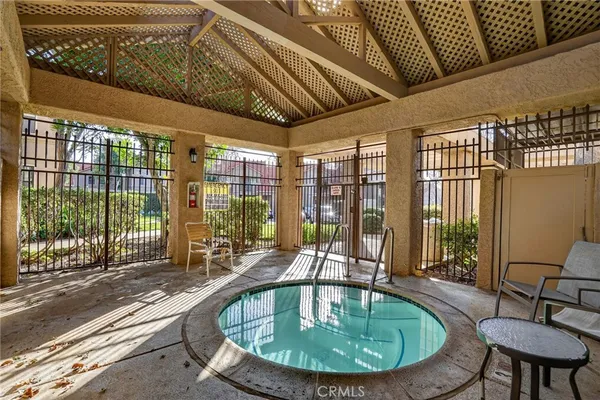 $575,000 | 2381 Archwood Lane, Unit 184, Simi Valley, CA 93063