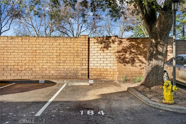 $575,000 | 2381 Archwood Lane, Unit 184, Simi Valley, CA 93063