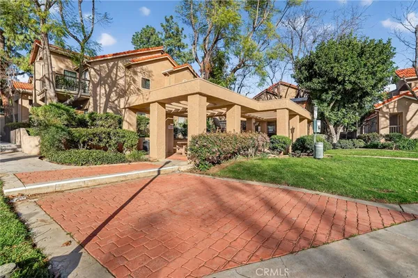 $575,000 | 2381 Archwood Lane, Unit 184, Simi Valley, CA 93063