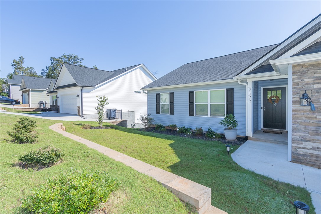 2522 Linmar Circle Anderson, SC 29621 - Photo 3 of 44 Gallery Image 3