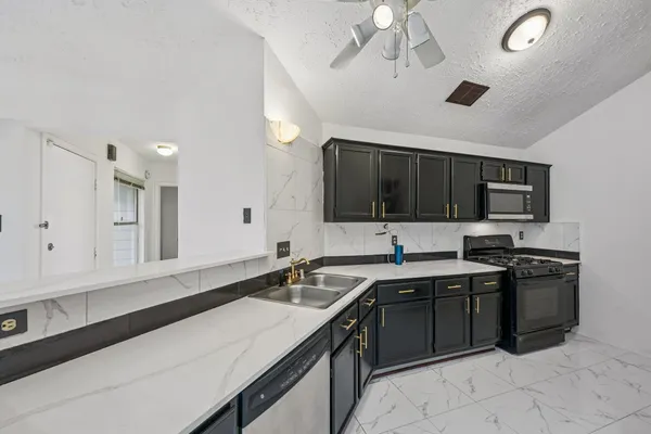 $225,000 | 19927 Sutton Falls Drive, Cypress, TX 77433