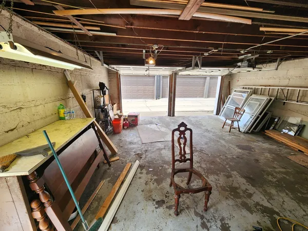 $415,500 | 2608 North Neva Avenue, Chicago, IL 60707