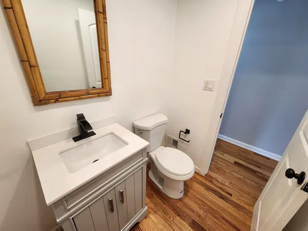 $415,500 | 2608 North Neva Avenue, Chicago, IL 60707