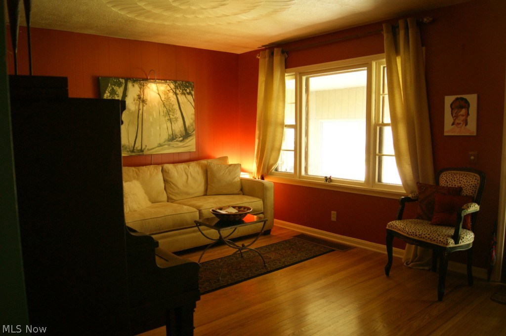 4859 Arbor Road Southwest Canton, OH 44710 - Photo 4 of 18 Gallery Image 4