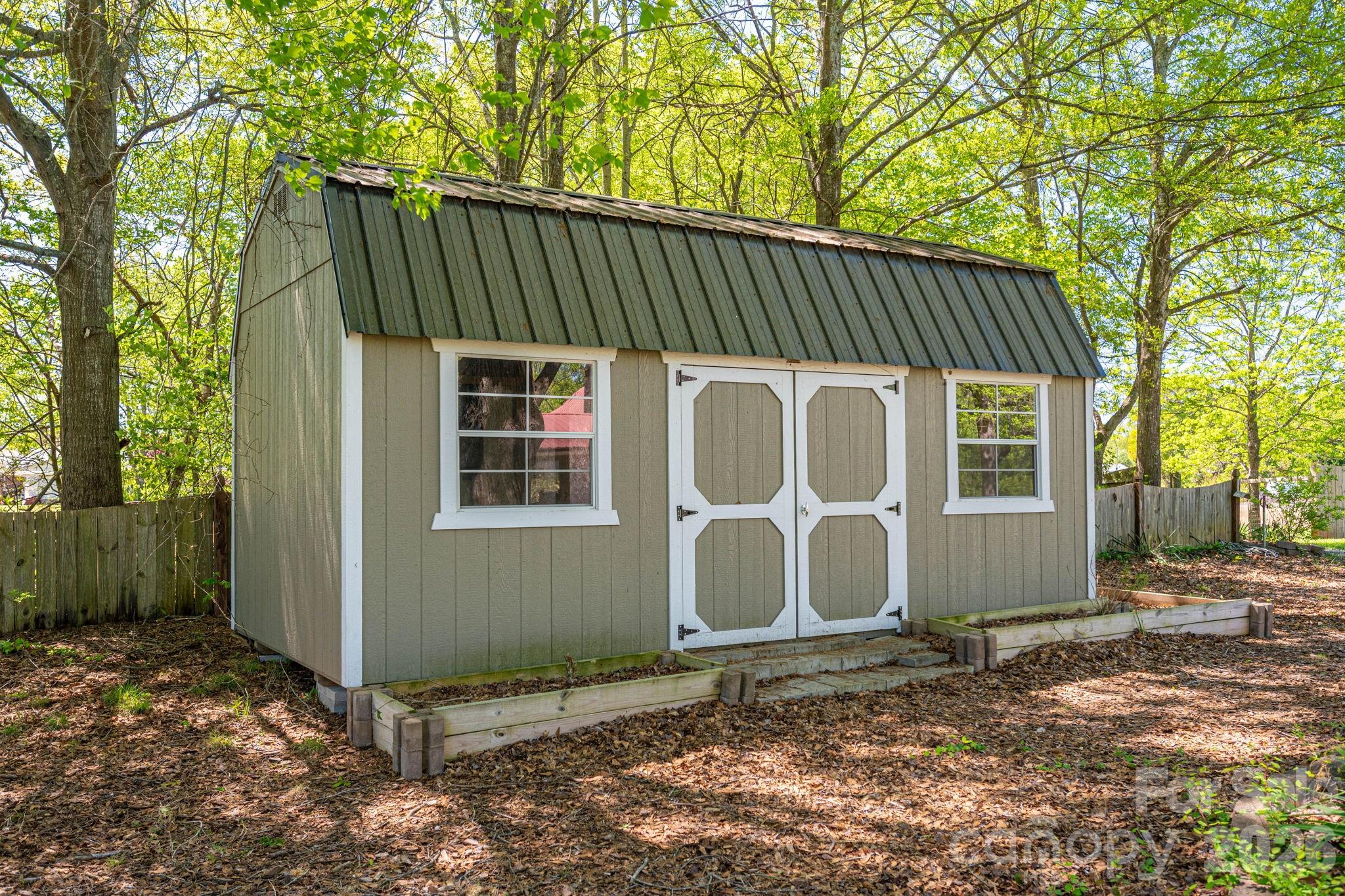 635 East Sanders Road Shelby, NC 28150 - Photo 14 of 48