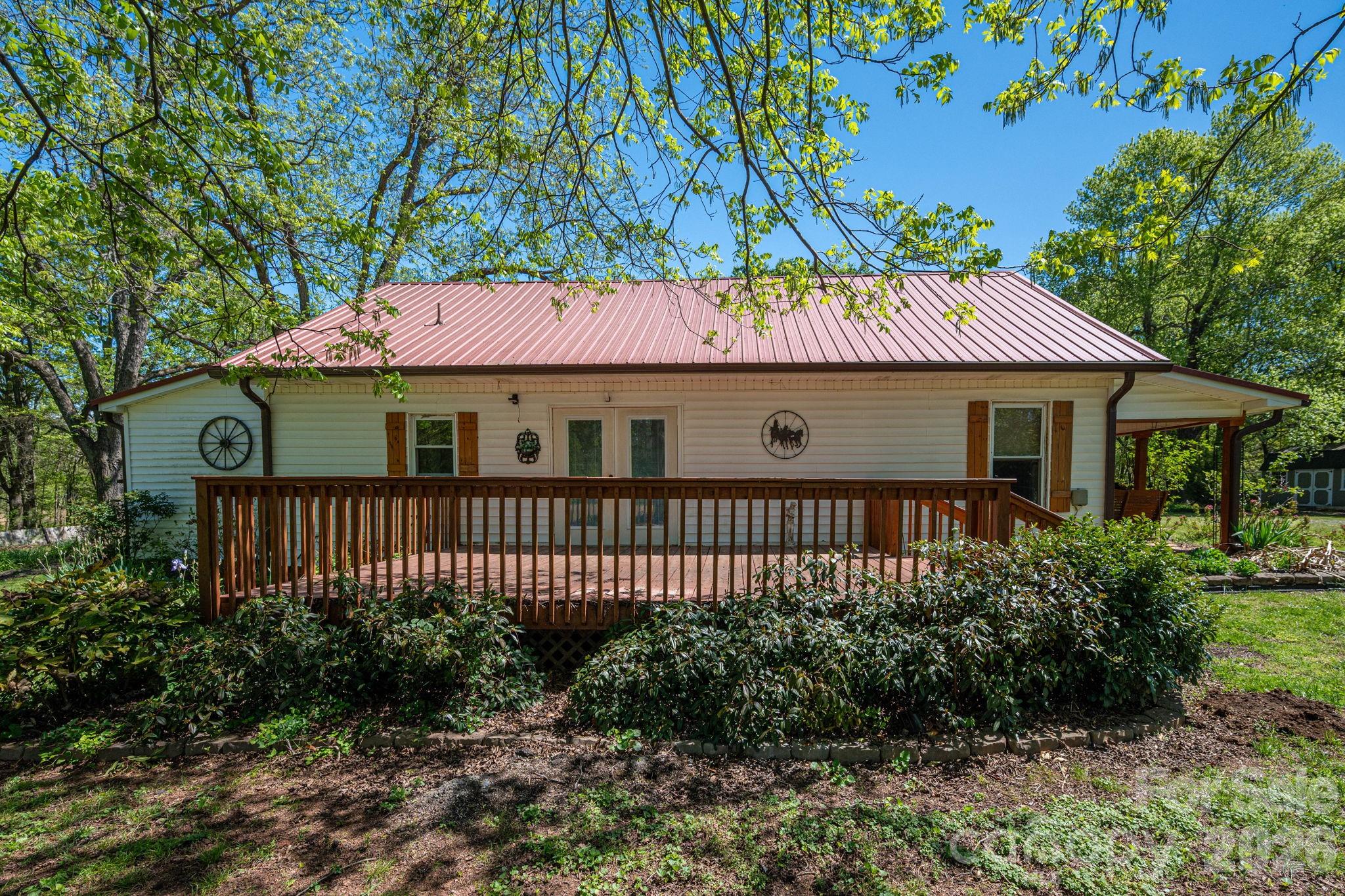 635 East Sanders Road Shelby, NC 28150 - Photo 10 of 48