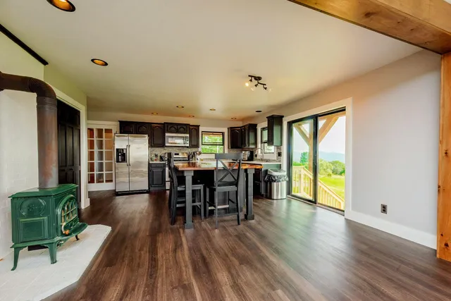 $634,900 | 380 Voter Hill Road, Farmington, ME 04938