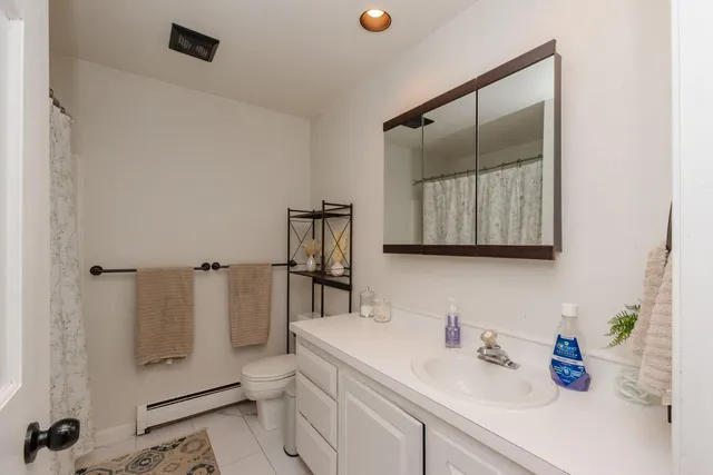 $634,900 | 380 Voter Hill Road, Farmington, ME 04938