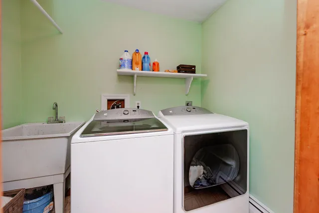 $634,900 | 380 Voter Hill Road, Farmington, ME 04938