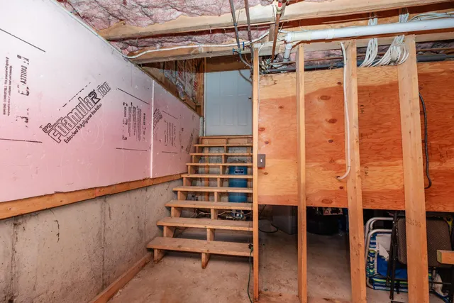 $634,900 | 380 Voter Hill Road, Farmington, ME 04938